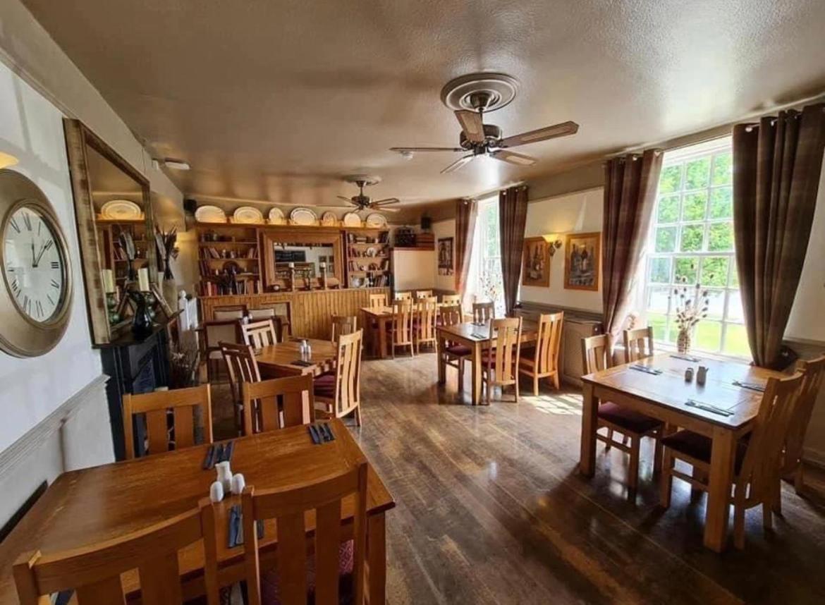 The Bell Inn Frampton on Severn Extérieur photo