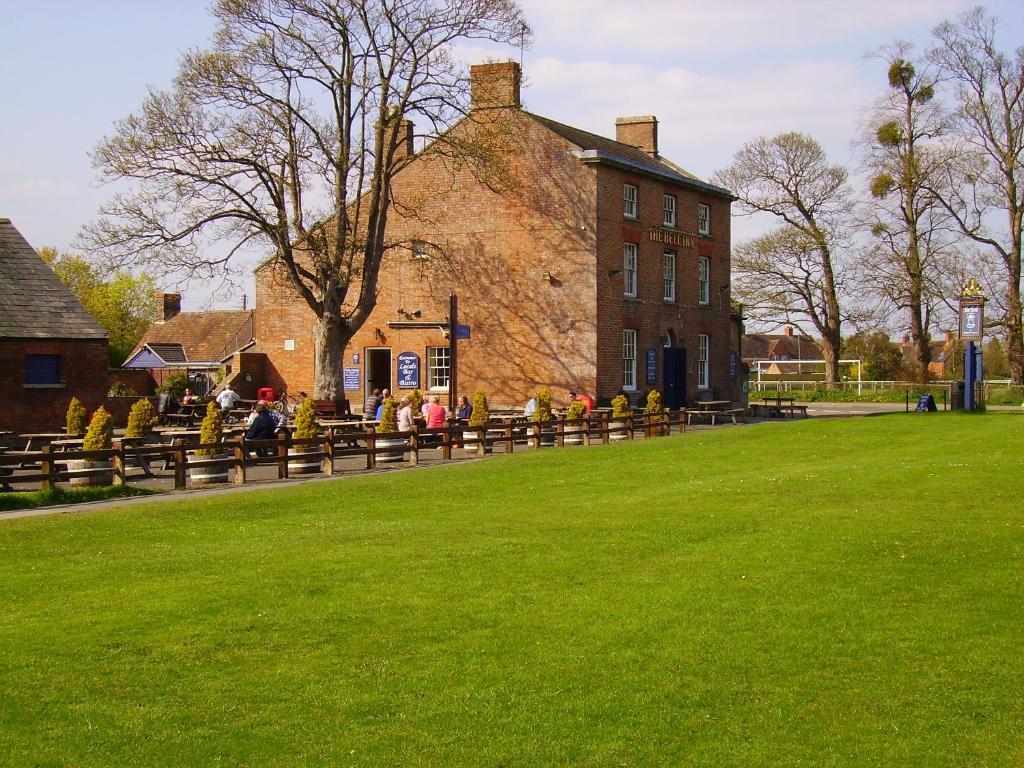 The Bell Inn Frampton on Severn Extérieur photo