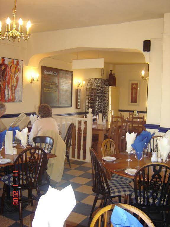 The Bell Inn Frampton on Severn Extérieur photo