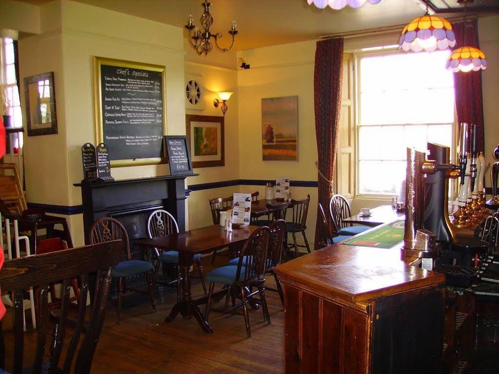 The Bell Inn Frampton on Severn Extérieur photo